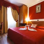 Hotel Savoy 3*