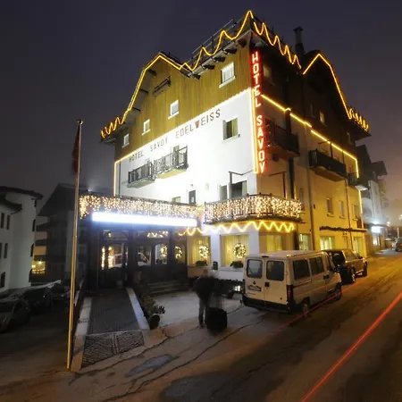 Savoy ホテル 3*