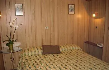 Savoy Hotel 3*