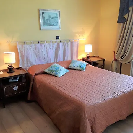 Savoy Hotel 3*